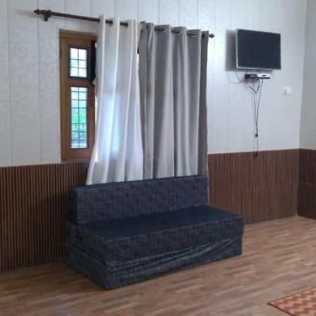 Karthik Resorts, Jeolikote ナイニタール エクステリア 写真