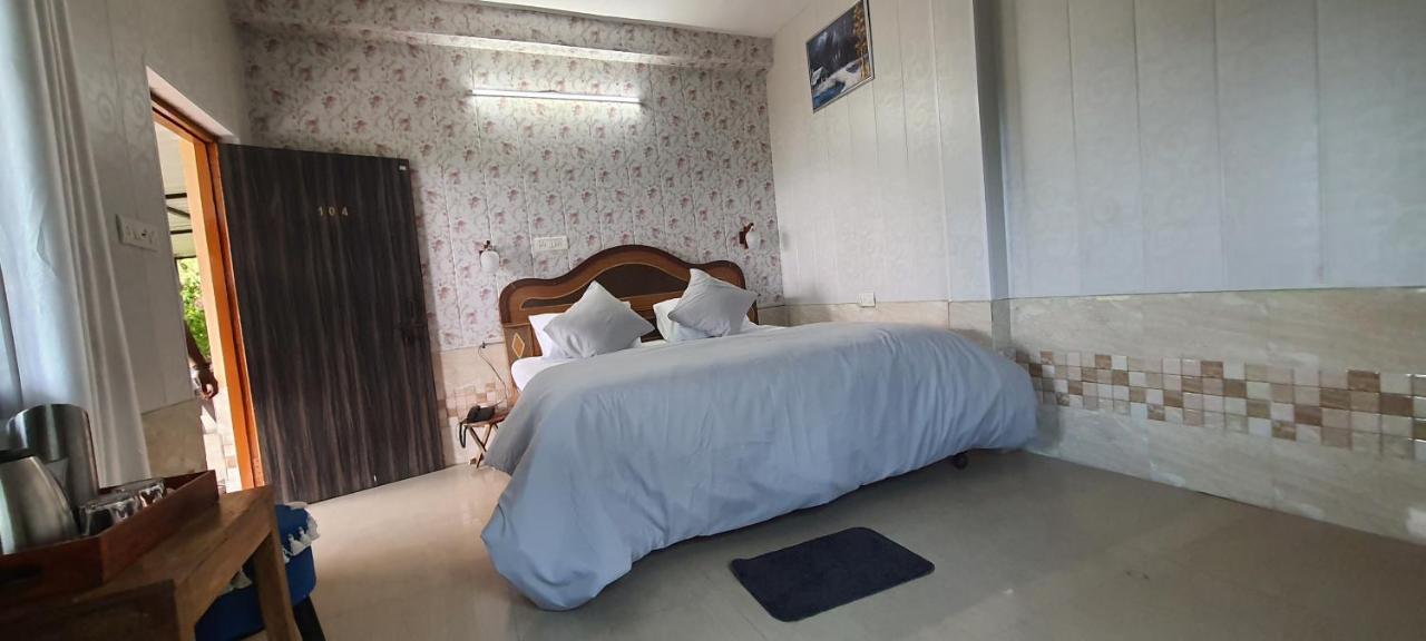 Karthik Resorts, Jeolikote ナイニタール エクステリア 写真