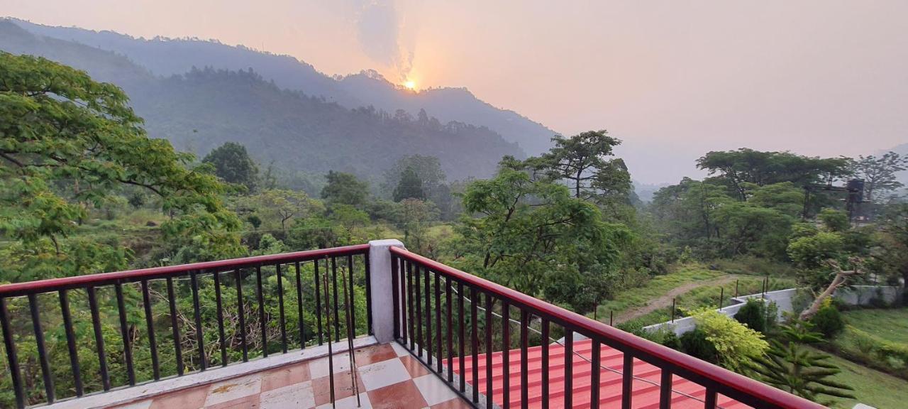 Karthik Resorts, Jeolikote ナイニタール エクステリア 写真