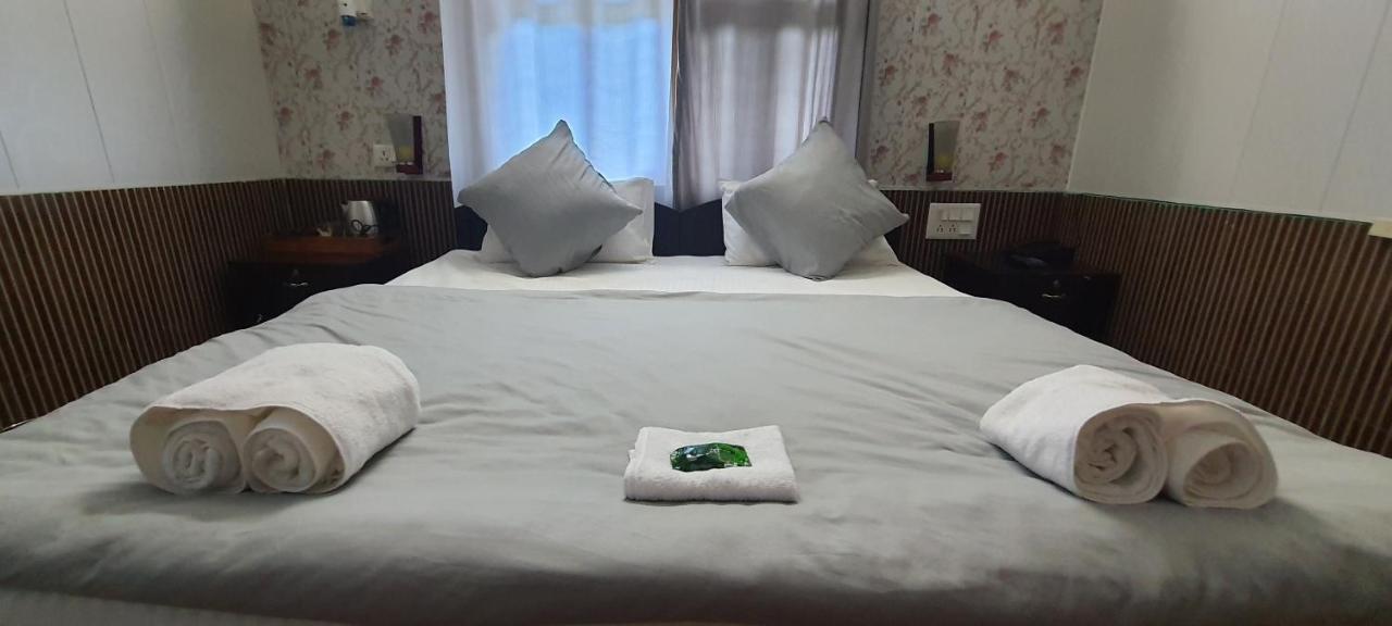 Karthik Resorts, Jeolikote ナイニタール エクステリア 写真